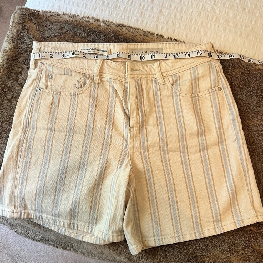 Anthropologie Striped Bermuda Jean Shorts size 12